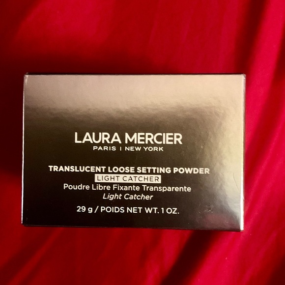 LAURA MERCIER TRANSLUCENT LOOSE SETTING POWDER LIGHT CATCHER: HONEY STAR - Picture 1 of 10